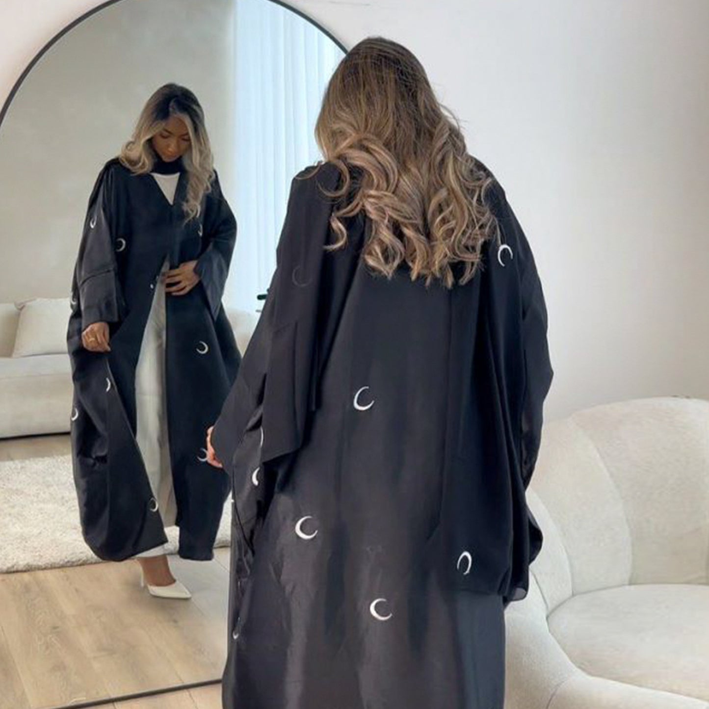 Mina Abaya