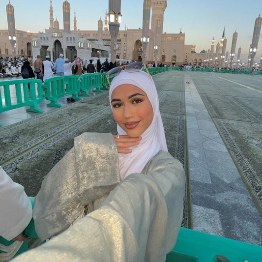Noor Abaya