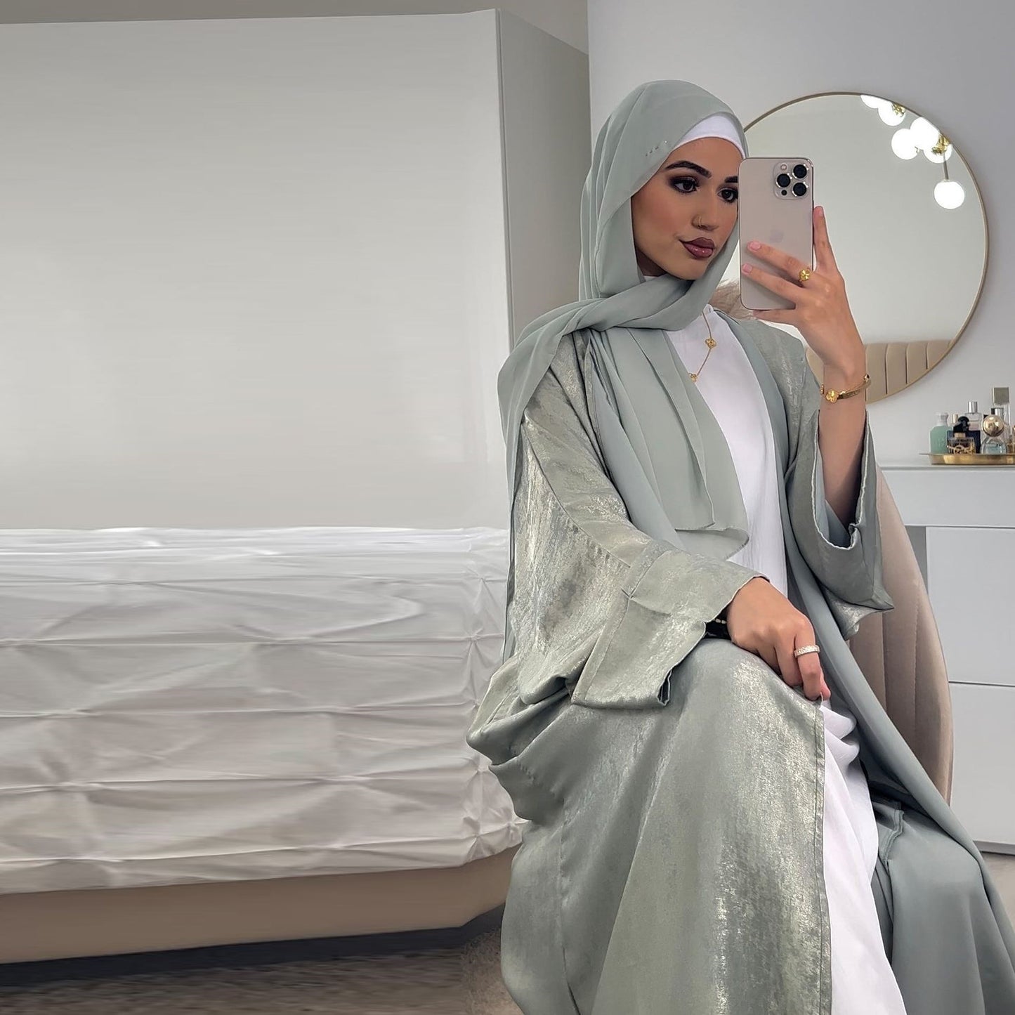 Noor Abaya